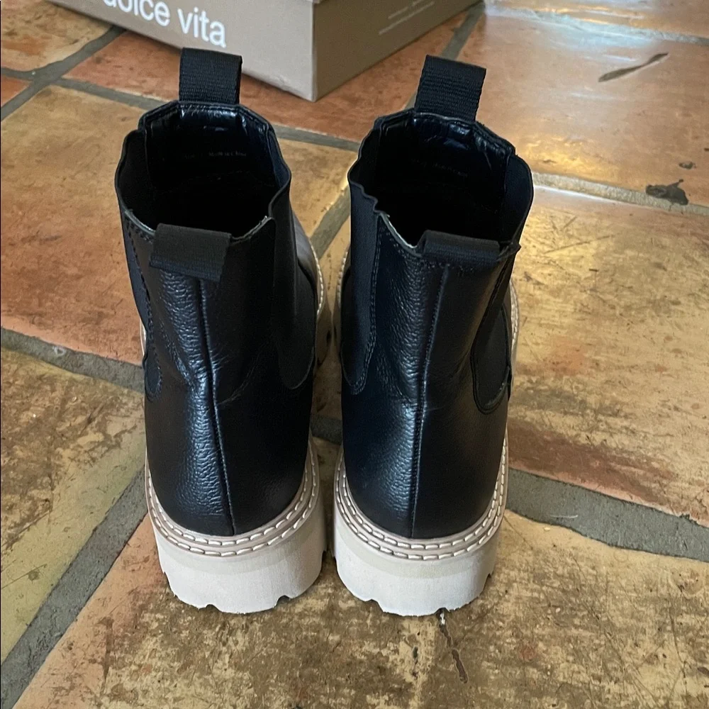 Dolce Vita Moana H2O Waterproof Black Onyx Leather Ankle Booties Size 11